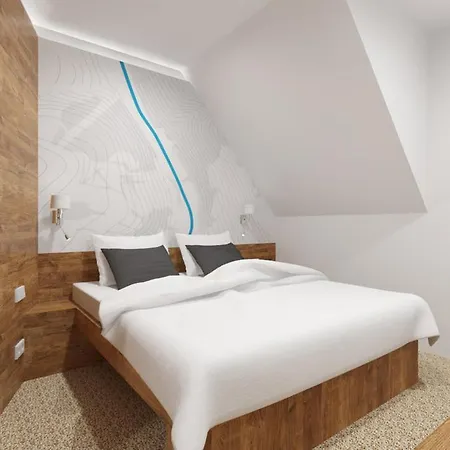 Albis Hotel 4*